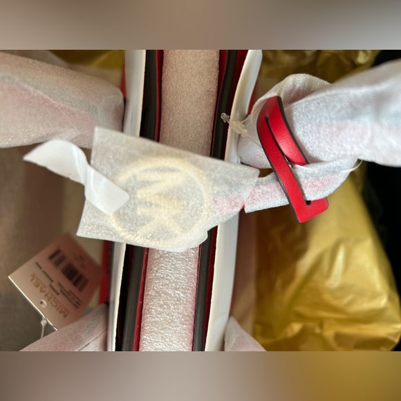 NWT Michael Kors Avril Small Top-Zip Satchel Bright Red - Picture 13 of 15